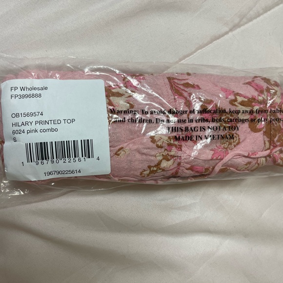 NWT Free People Hilary Printed Top Floral Smocked Size Small - Picture 10 of 13